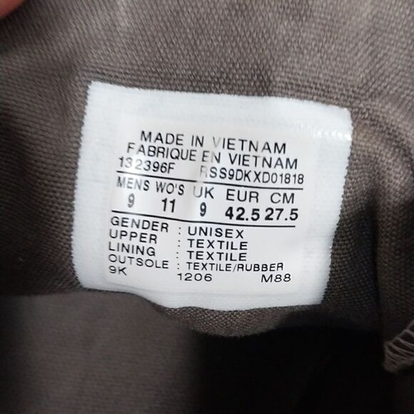 Converse All Star Sneakers...SIZE 9 - Picture 3 of 5